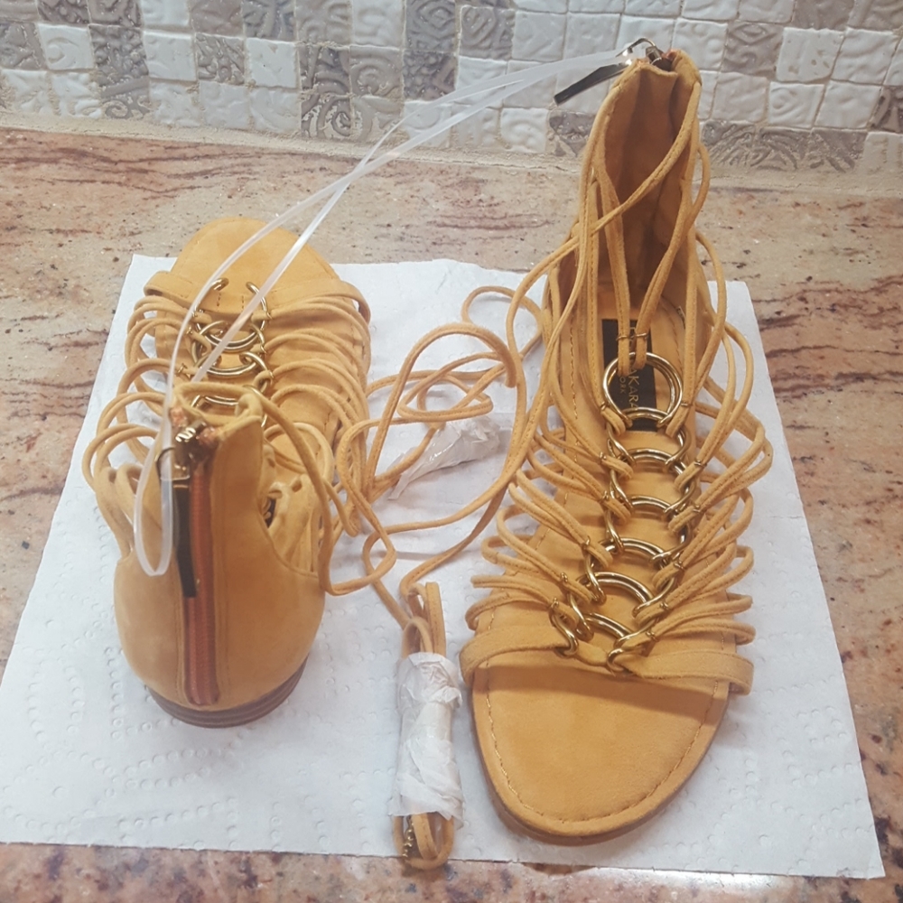Donna Karan tilly gladiator sandals - Picture 4 of 6